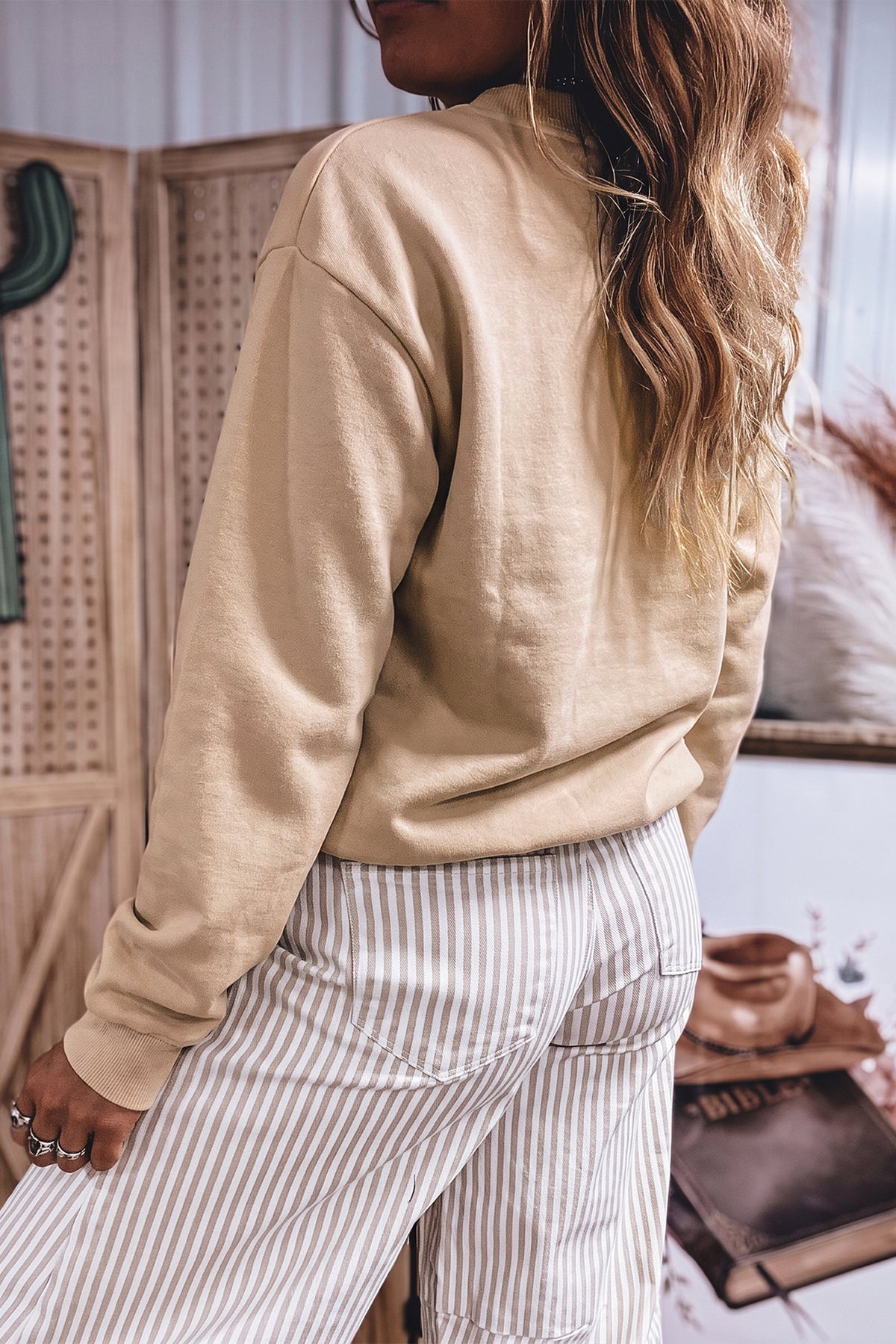 Western Embroidered Sweatshirt