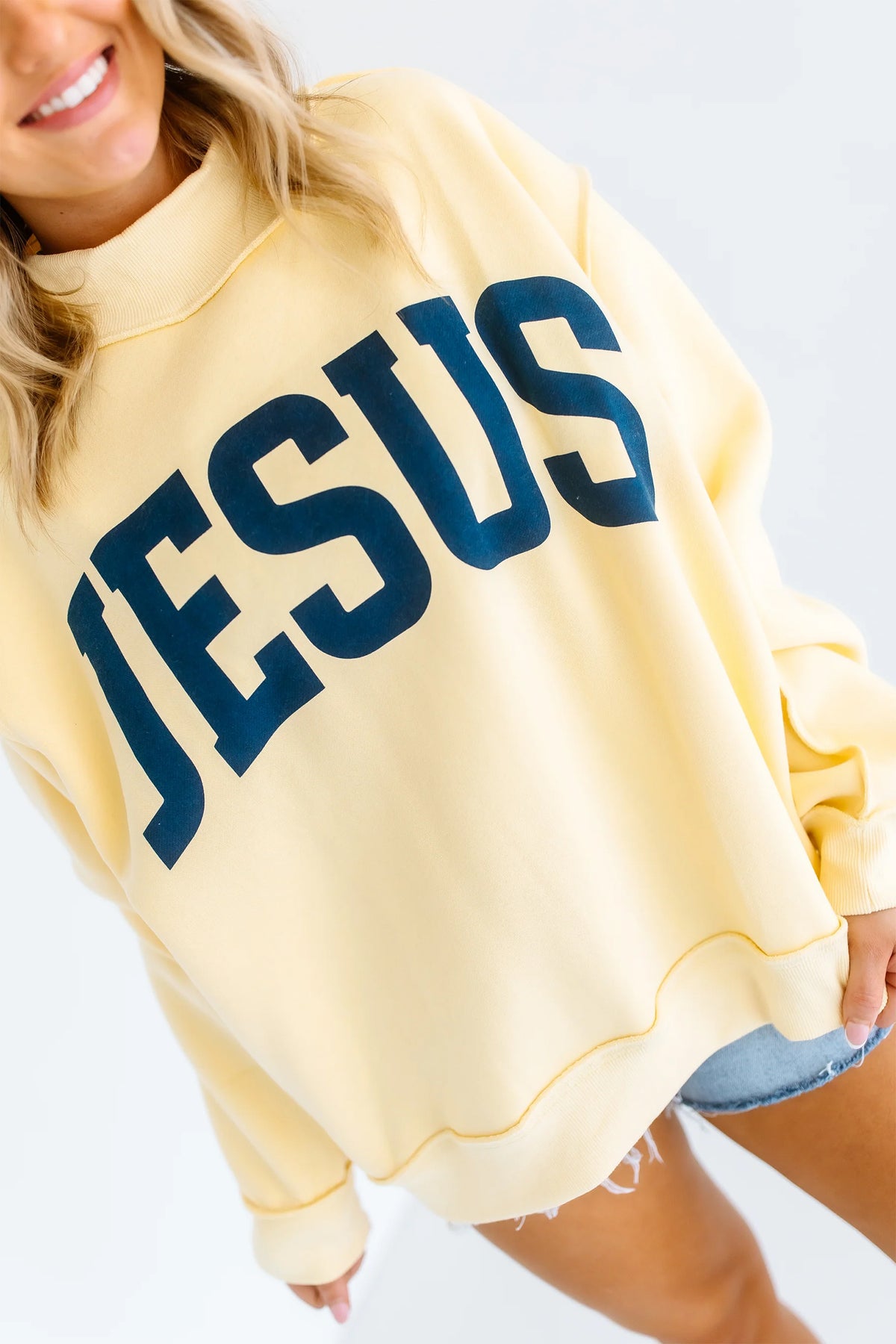 Jesus Plus Size Sweatshirt (2 Colors Available)